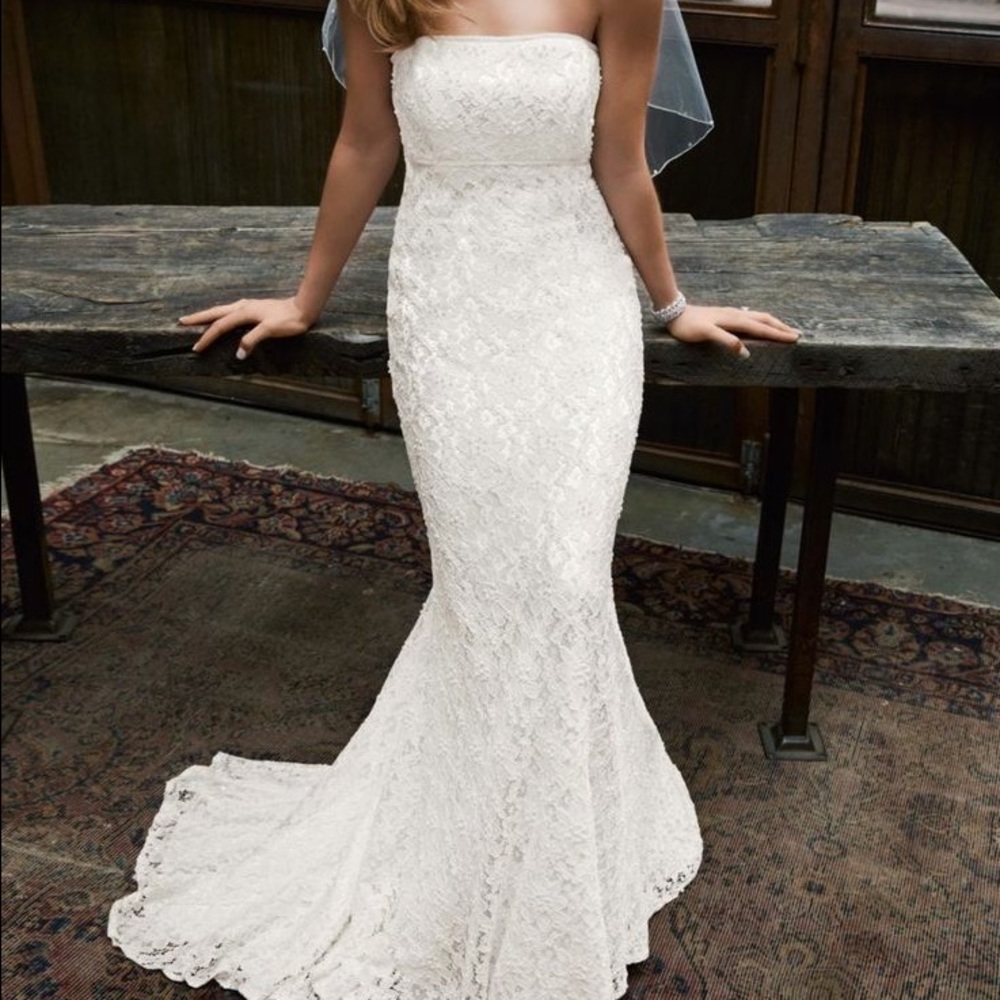 Galina wedding gown sz 6 NWT